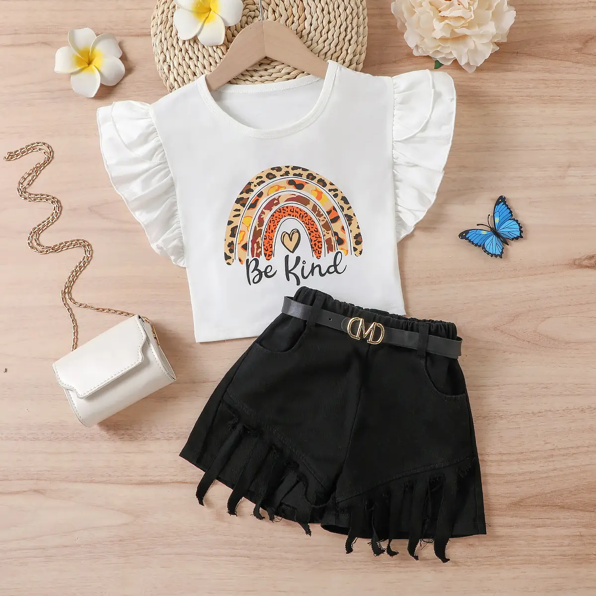White Flying Sails T-Shirt with Heart Print + Brown Fringed Shorts Set — feature 28