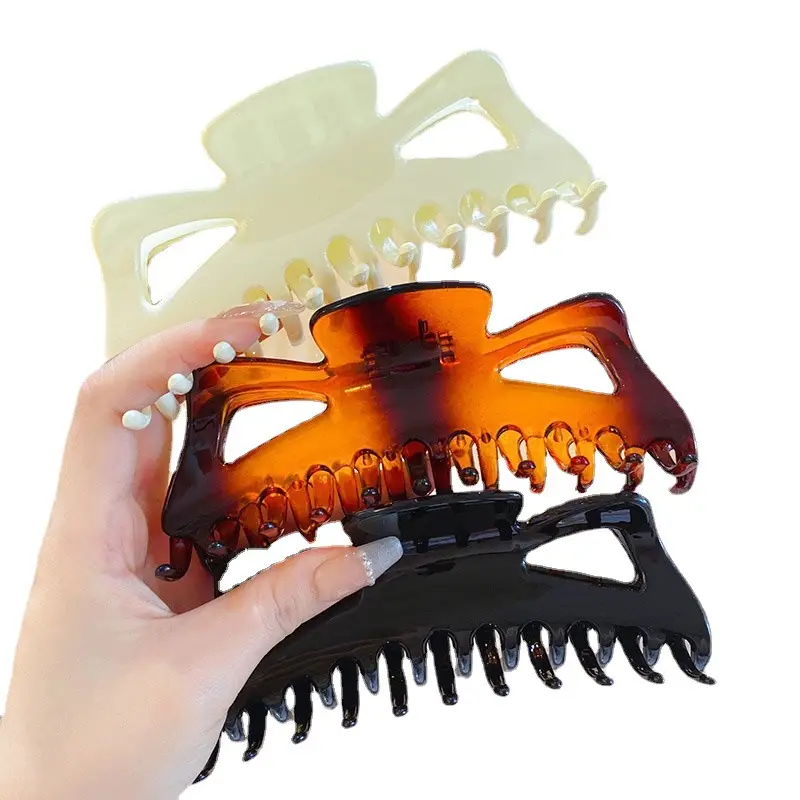 Oversized Shark Clip for Thick Hair Back Head Hairpin Grab - Image 9