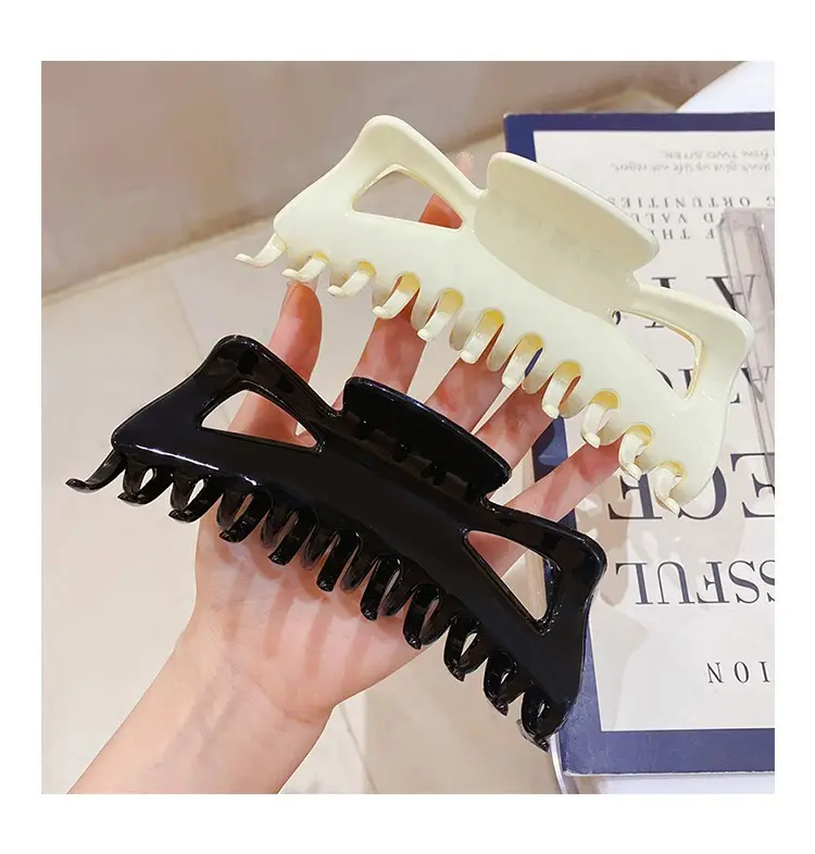 Oversized Shark Clip for Thick Hair Back Head Hairpin Grab — feature 12