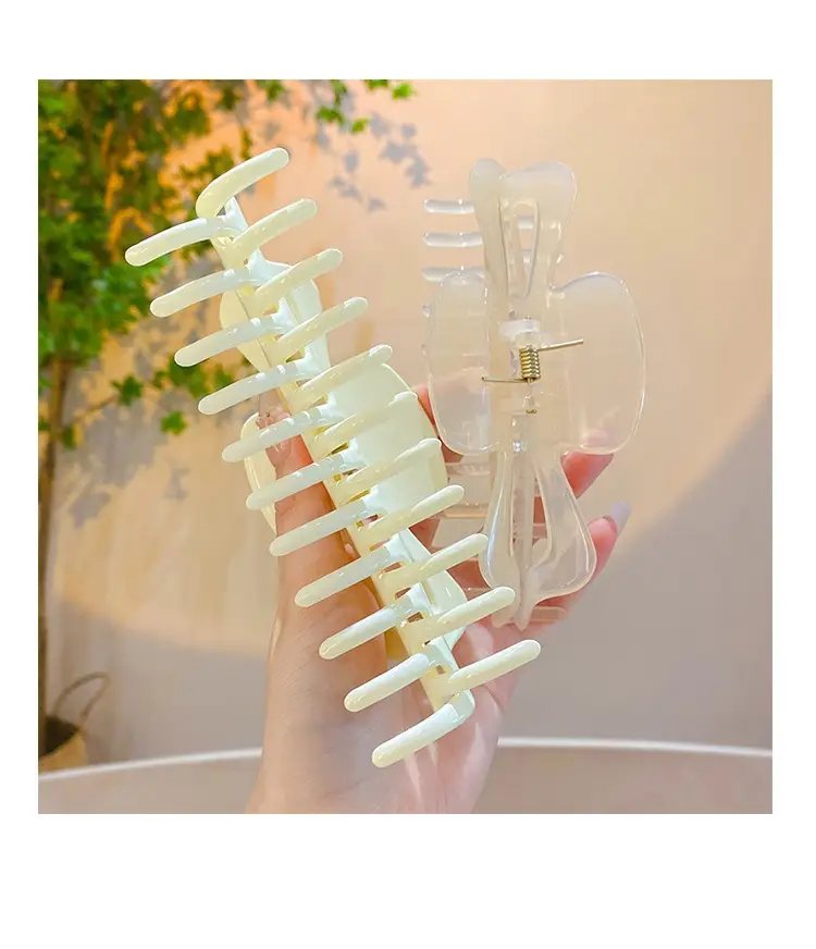 Oversized Shark Clip for Thick Hair Back Head Hairpin Grab — feature 13