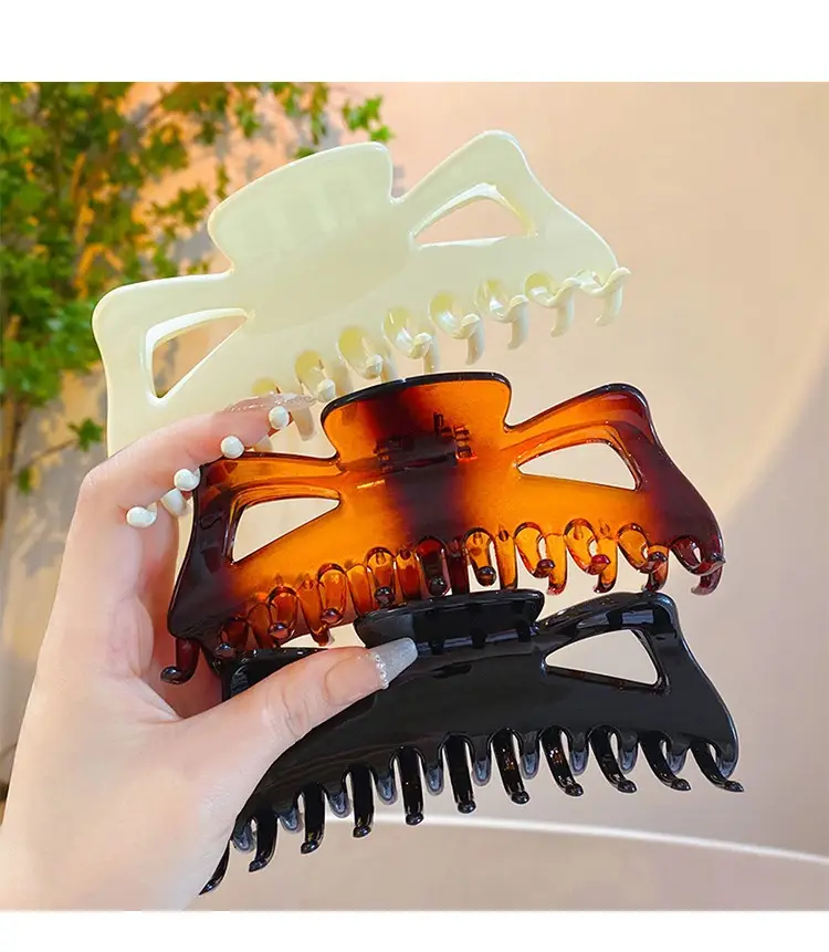 Oversized Shark Clip for Thick Hair Back Head Hairpin Grab — feature 7