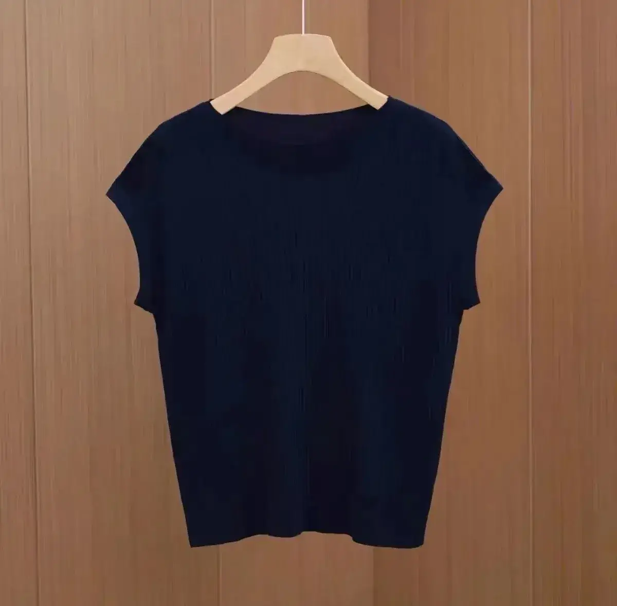 Green Ice Silk Knitted T-Shirt for Women