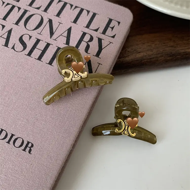 High-end Princess Hair Clips for Women 2023 — feature 10