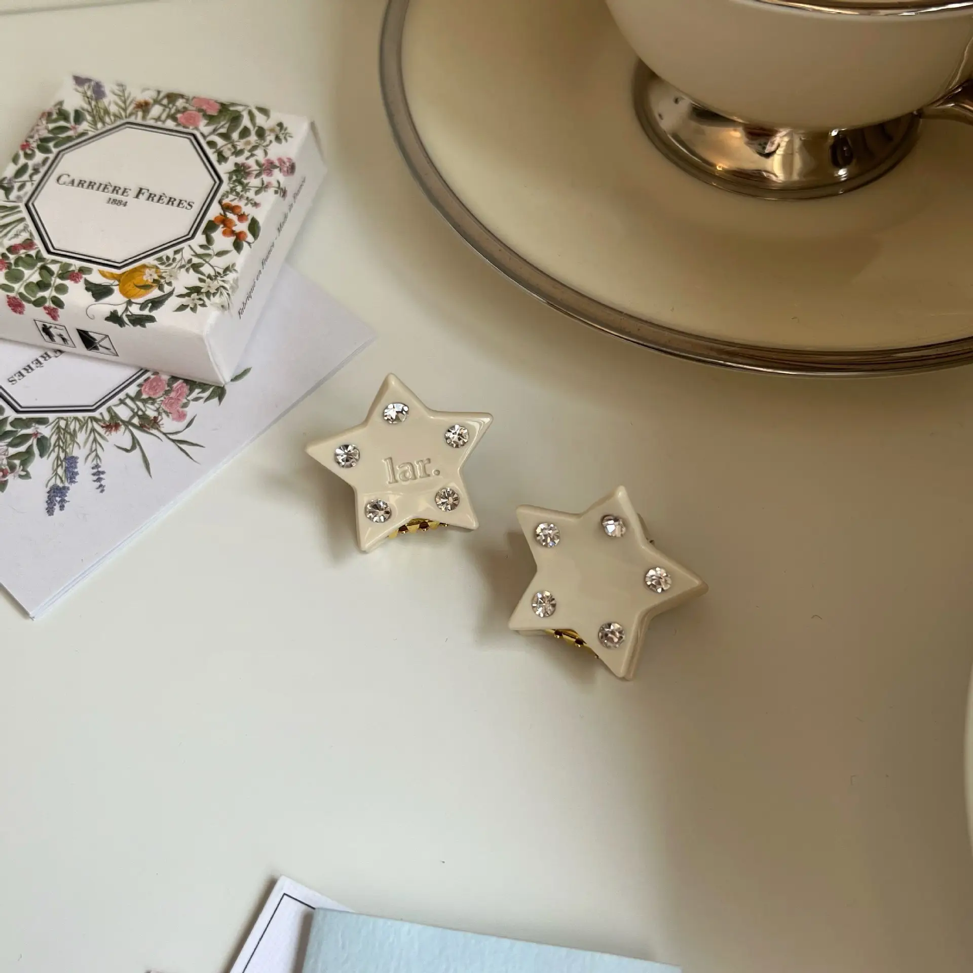 High-end Princess Hair Clips for Women 2023 — feature 37