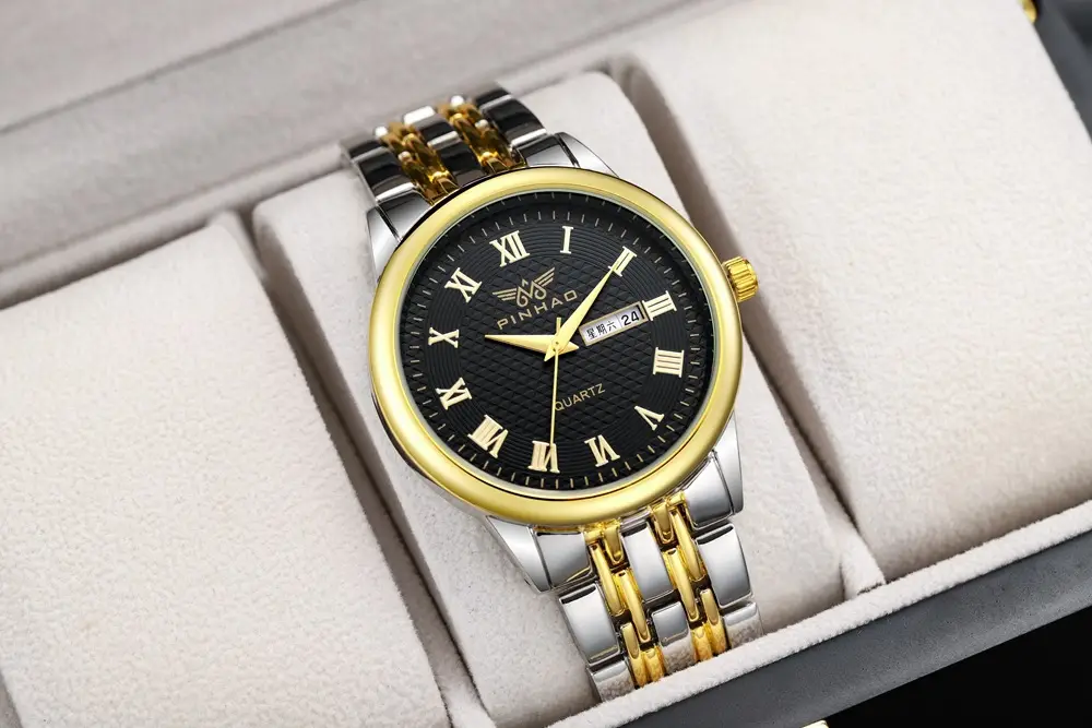 Men's Waterproof Roman Scale Quartz Watch Gold Silver Band — feature 6
