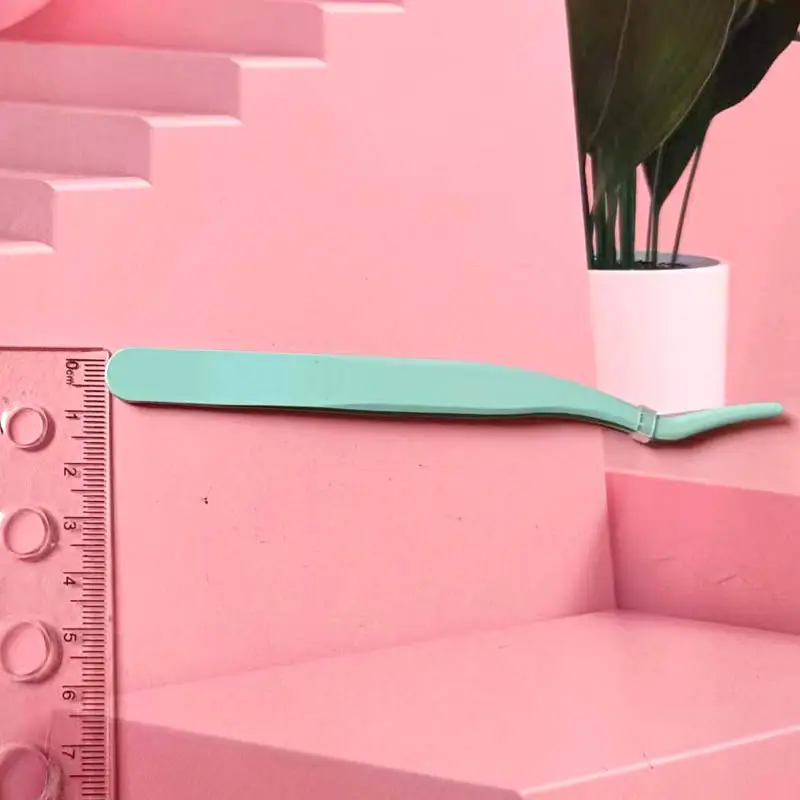 Upgraded Golden Feather Clip False Eyelash Tweezers — feature 6