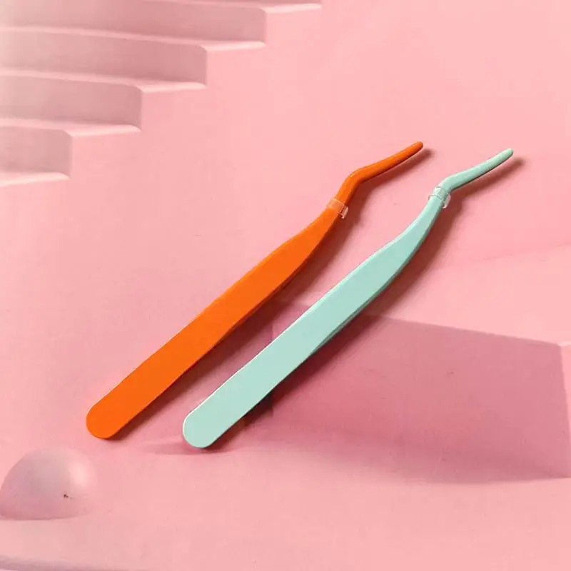 Upgraded Golden Feather Clip False Eyelash Tweezers — feature 9