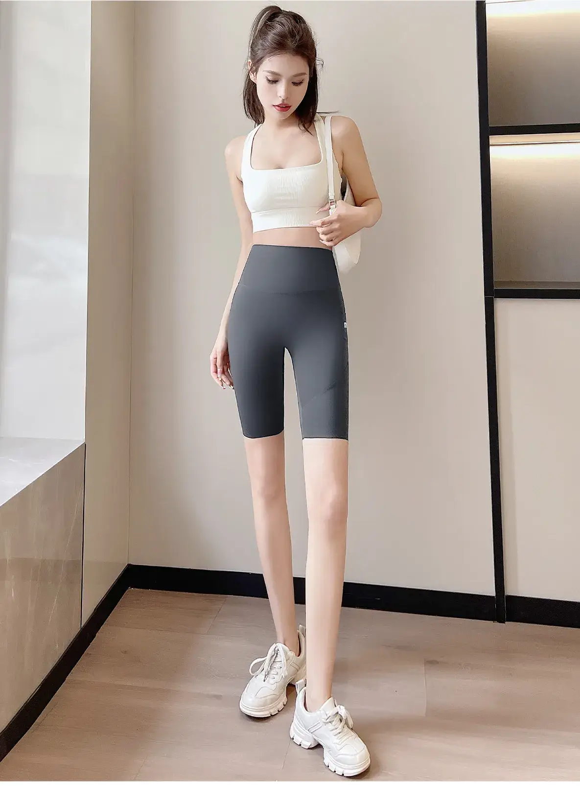 Summer Shark Leggings with Breathable Top & High Waist — feature 20