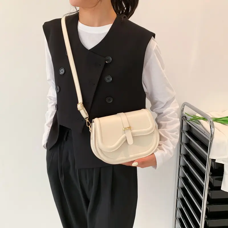 Green High-End Shoulder Bag for Women - Image 6