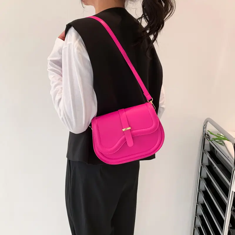 Green High-End Shoulder Bag for Women - Image 7