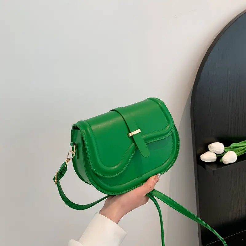 Green High-End Shoulder Bag for Women - Image 2