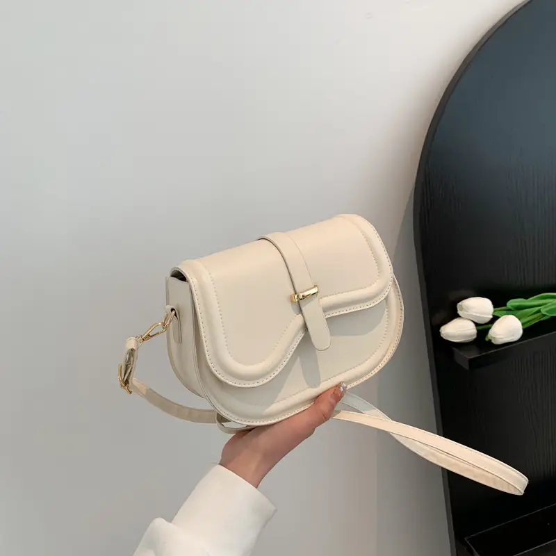Green High-End Shoulder Bag for Women - Image 4