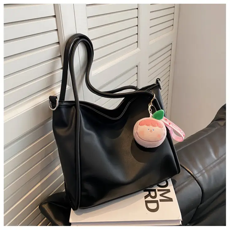 Black Large Capacity Women's Crossbody Tote Bag 2026 — feature 22