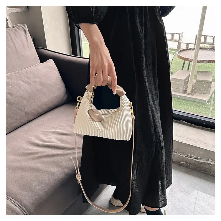 Vintage Pleated Shoulder Bag Women 2023 Korean Style — feature 10