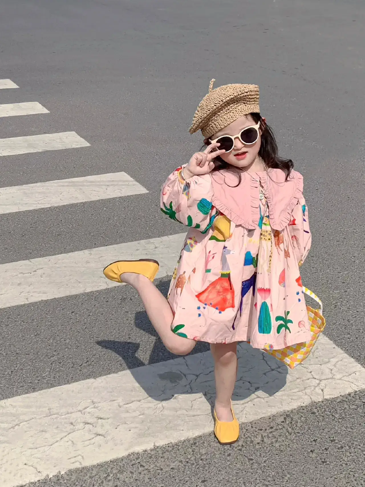 2023 Spring Girl's Cartoon Print Lantern Sleeve Dress - Image 2