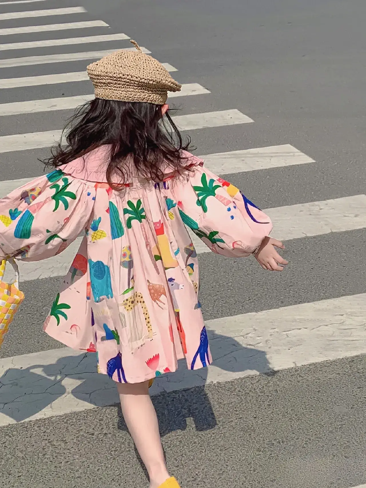 2023 Spring Girl's Cartoon Print Lantern Sleeve Dress - Image 3