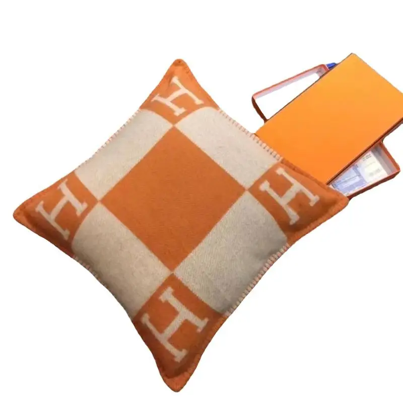H-pattern Wool Pillowcase European American Style - Image 42