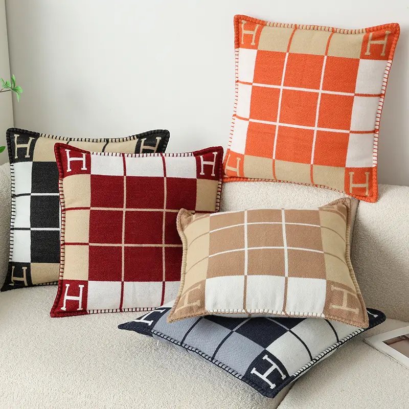H-pattern Wool Pillowcase European American Style — feature 38
