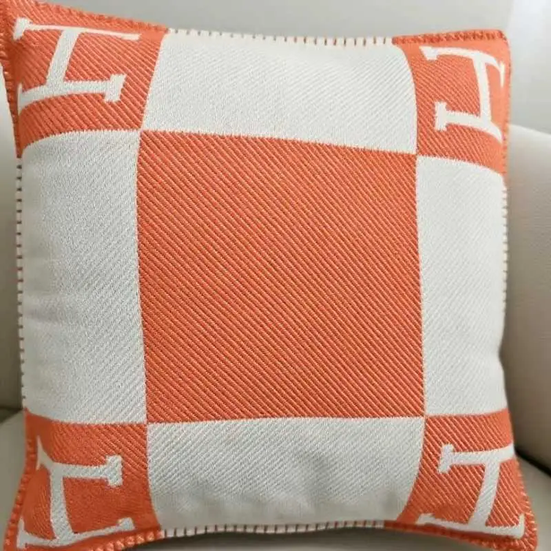 H-pattern Wool Pillowcase European American Style - Image 17