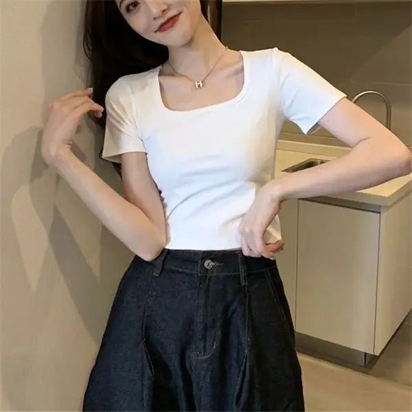 Women's Stretch Rayon U-Collar T-Shirt Maroon Short Sleeve — feature 10