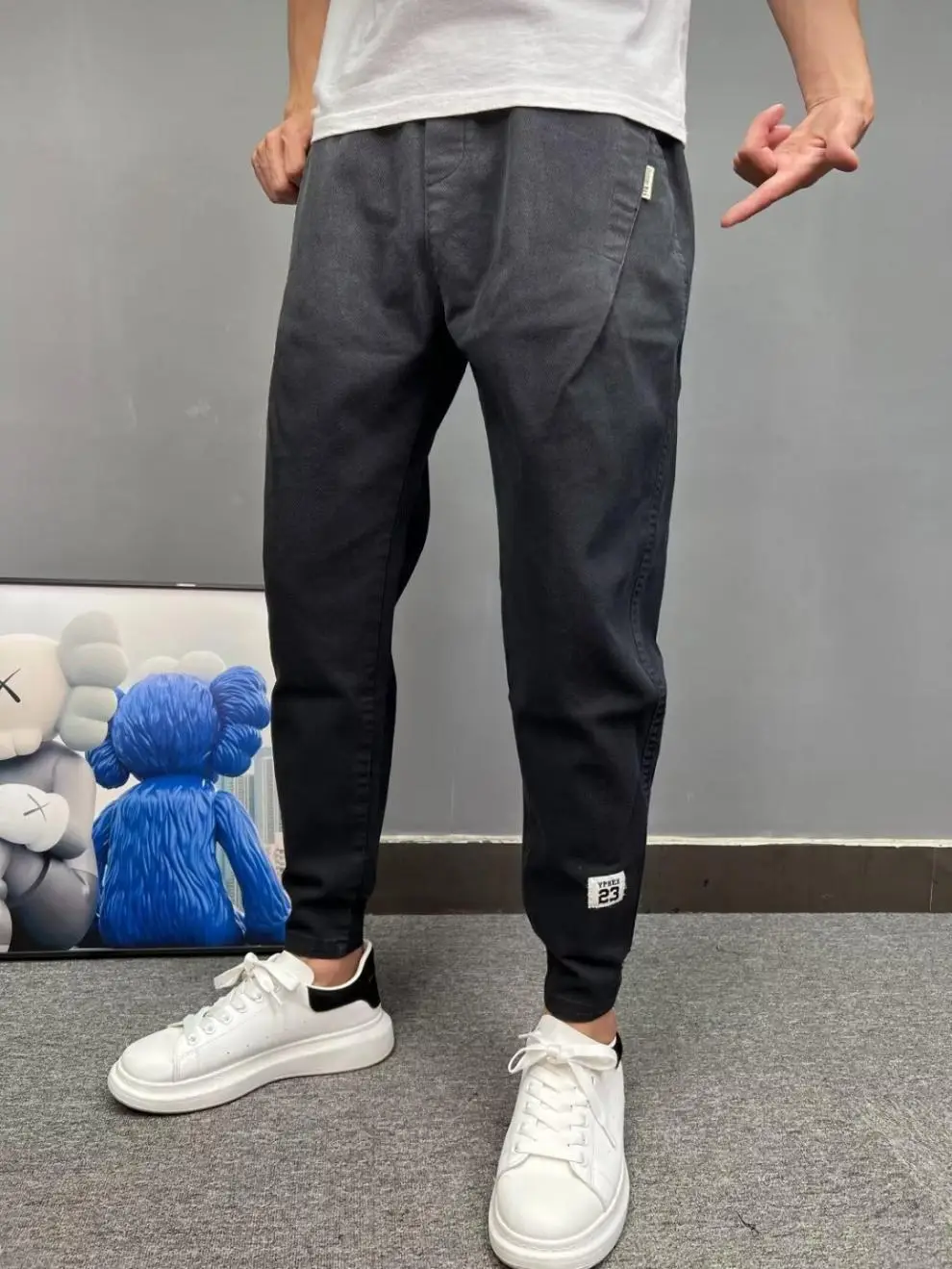 Men's 2023 Slim Fit Sports Pants Grey Cropped — feature 4