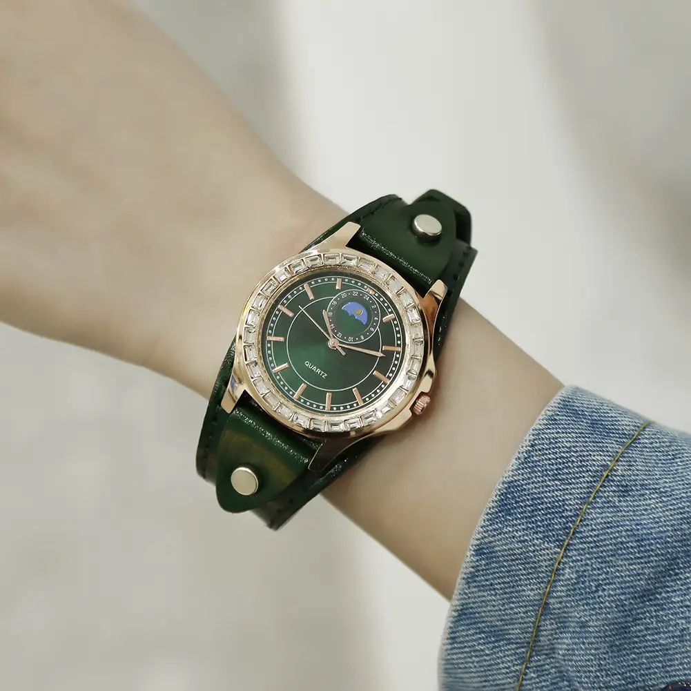 Ladies Quartz Watch Set Green Strap Diamond Bracelet — feature 12