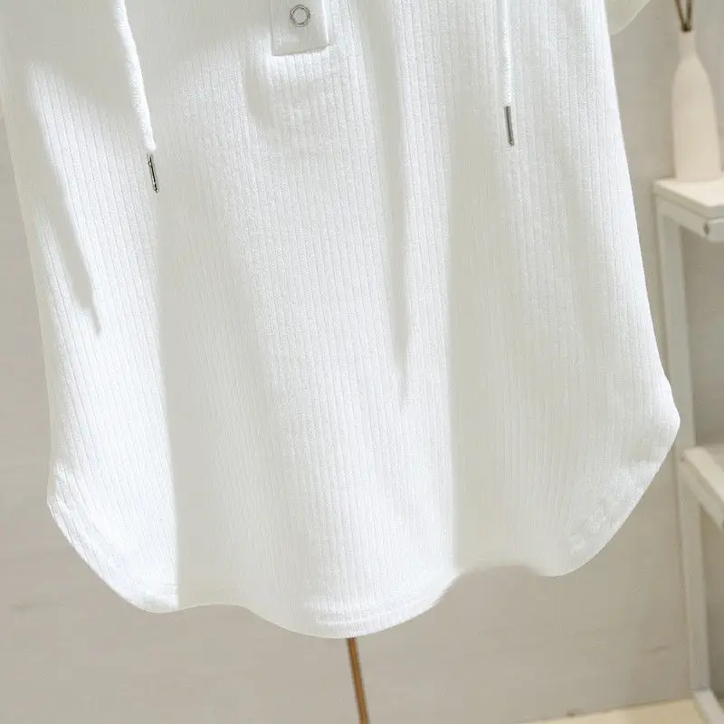 White Hooded T-Shirt Women 2025 Summer Loose Fit — feature 13