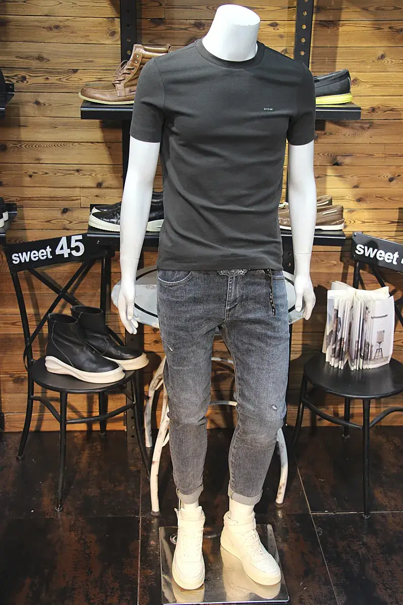 Men Black Slim Fit T-Shirt with Grey Jeans Set — feature 5
