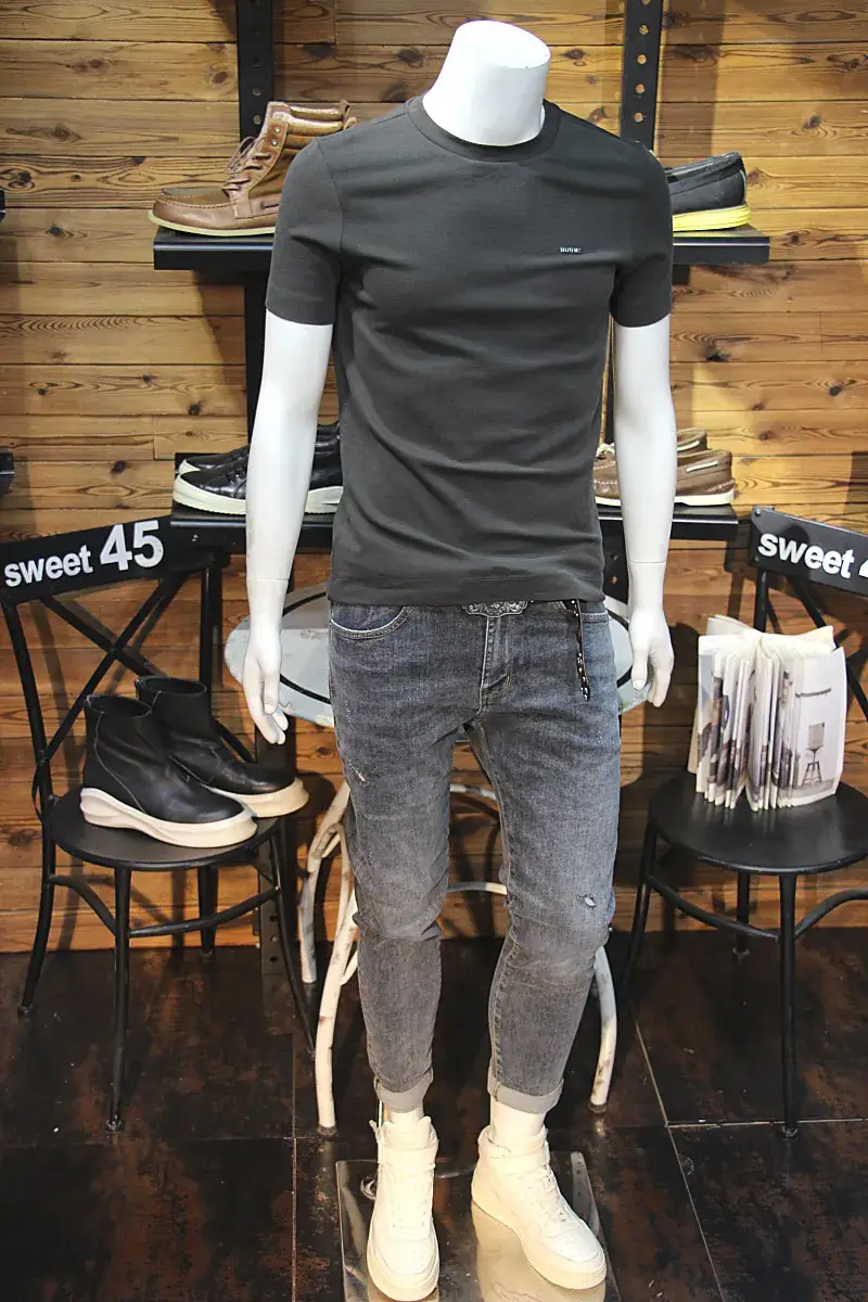 Men Black Slim Fit T-Shirt with Grey Jeans Set — feature 8