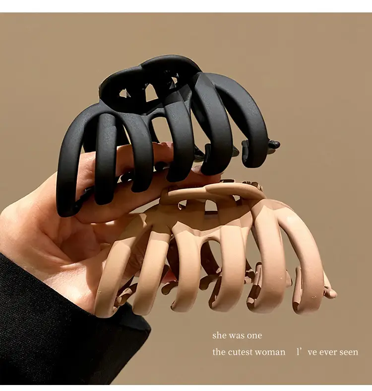 Black Large Elegant Hair Clip Women's Head Back Retro Elegant Shark Clip — feature 4
