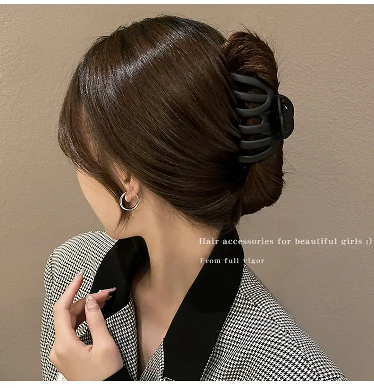 Black Large Elegant Hair Clip Women's Head Back Retro Elegant Shark Clip — feature 8