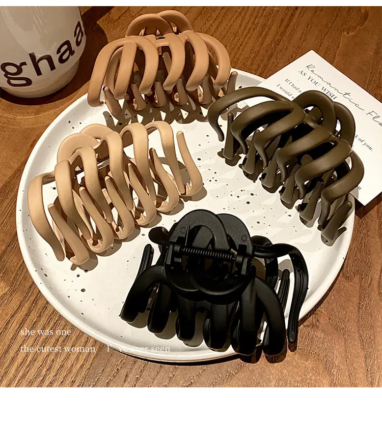 Black Large Elegant Hair Clip Women's Head Back Retro Elegant Shark Clip — feature 9