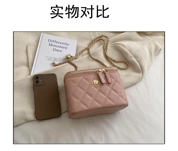Yellow Diamond Chain Small Women's Bag — feature 17