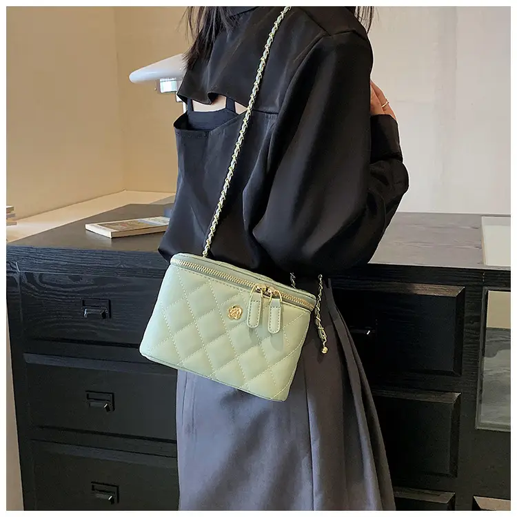 Yellow Diamond Chain Small Women's Bag — feature 43