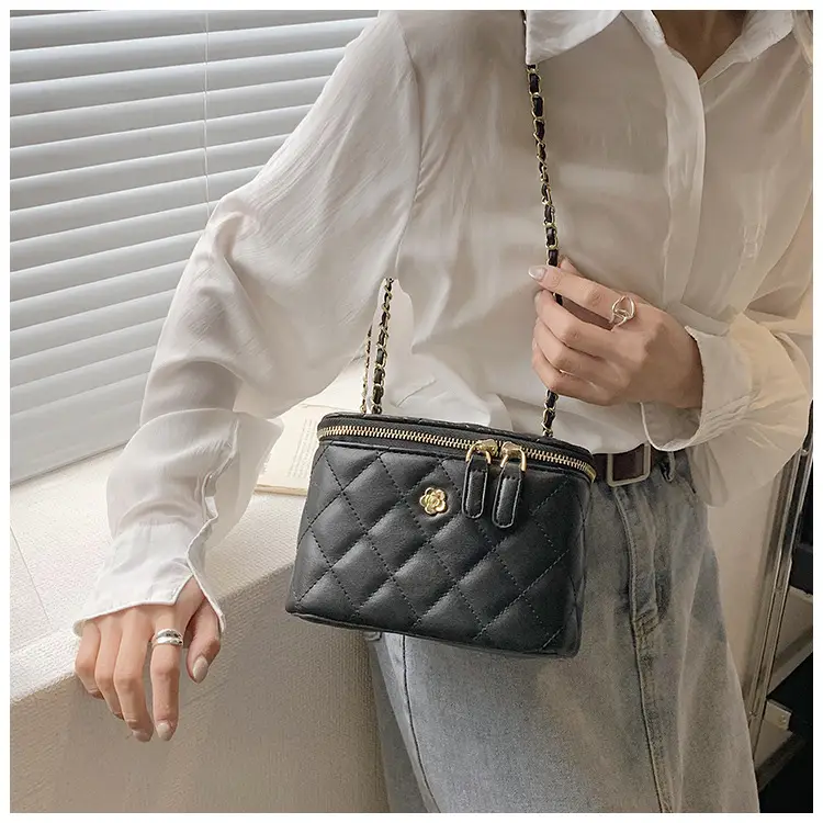 Yellow Diamond Chain Small Women's Bag — feature 50