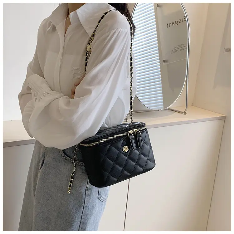Yellow Diamond Chain Small Women's Bag — feature 51