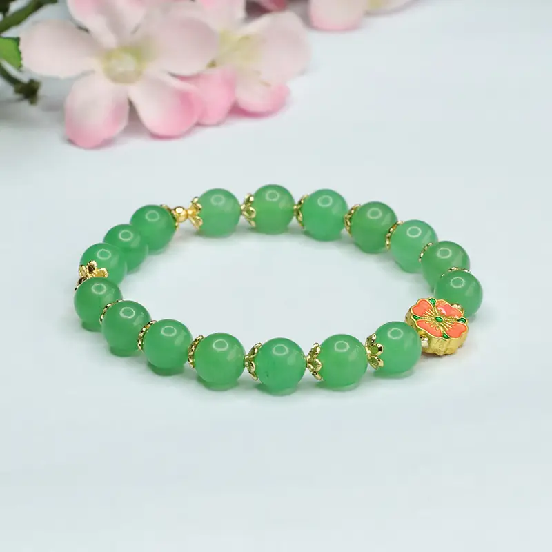 Guan Yu Green Jade Four Leaf Clover Bracelet — feature 5