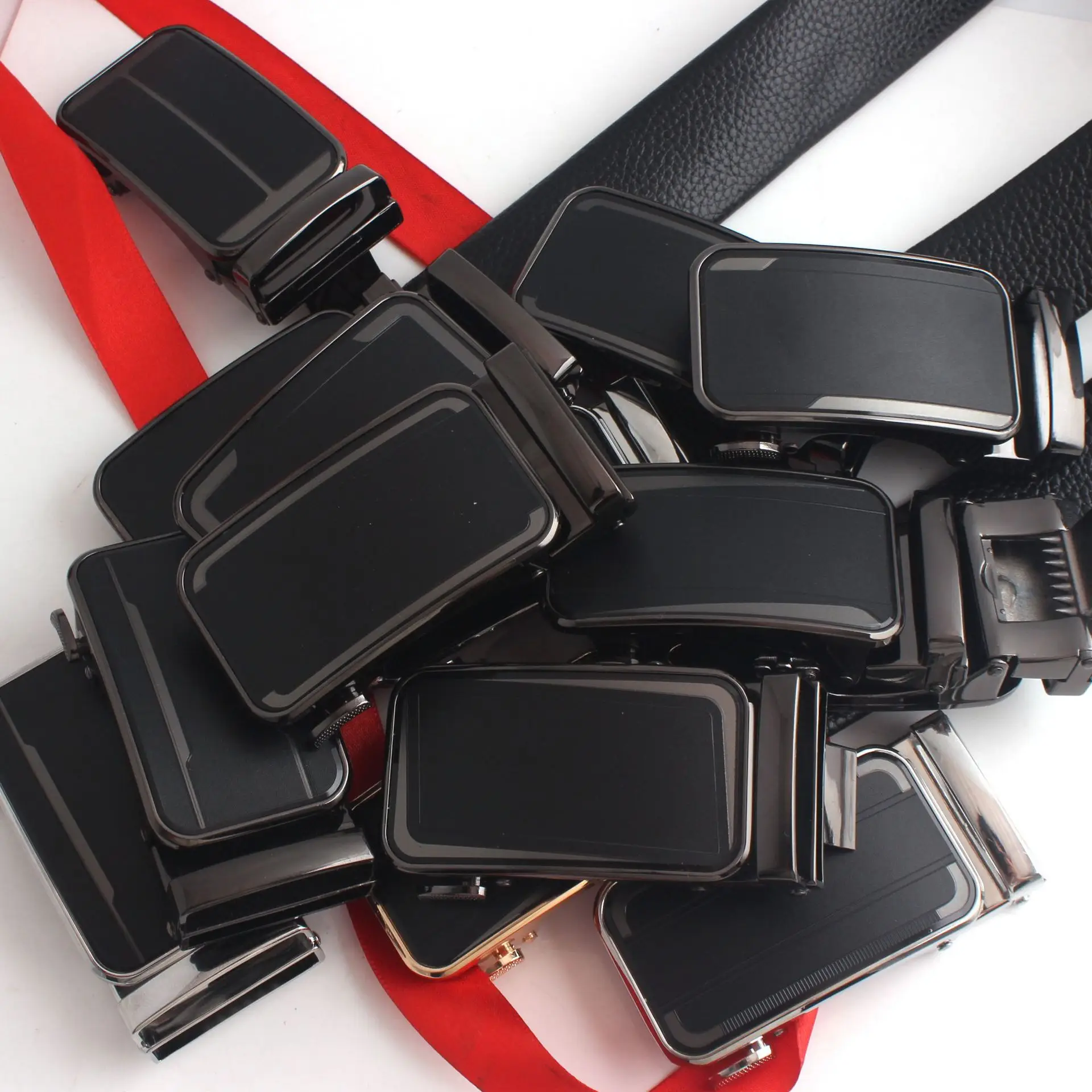 Hongsheng Belt for Men 3D Film Gold Black - Image 14