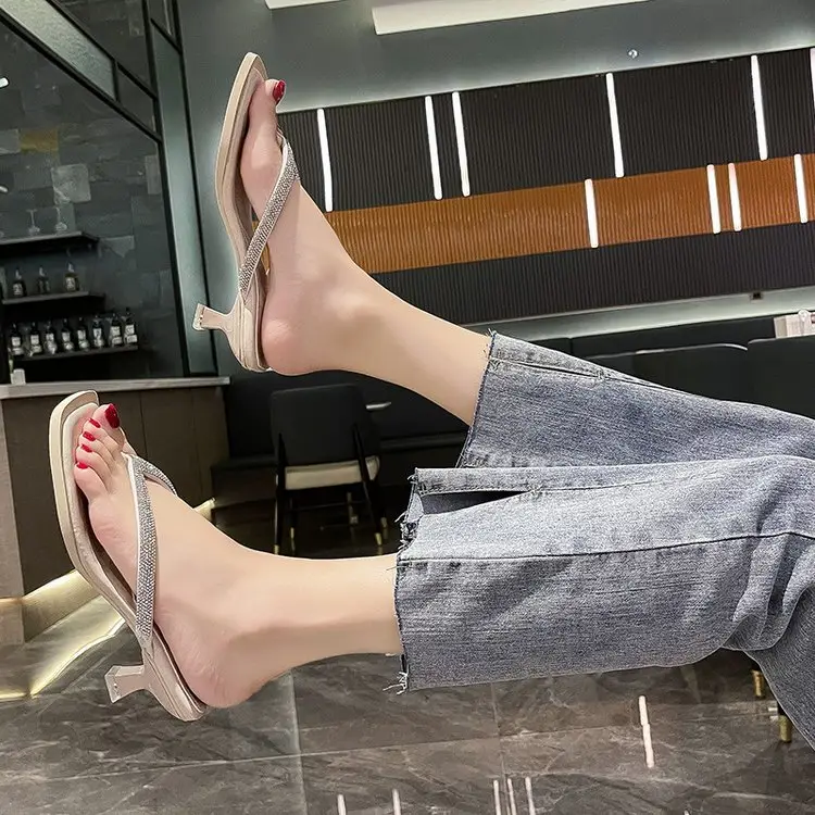 2023 Rhinestone Square Head Flip Flops Women — feature 17