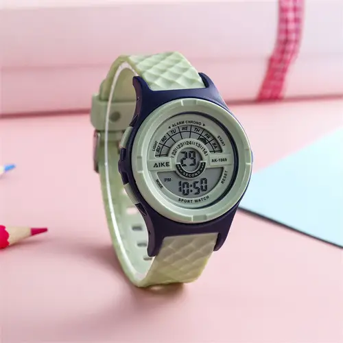 Men's Digital Watch with Leather Band & GPS — feature 14
