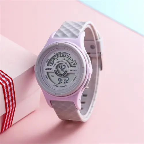 Men's Digital Watch with Leather Band & GPS — feature 16