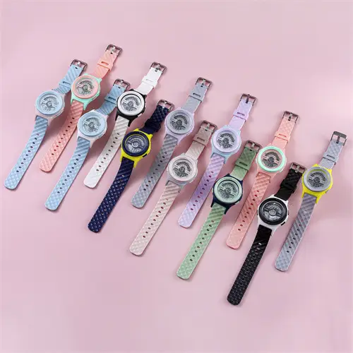 Men's Digital Watch with Leather Band & GPS — feature 3