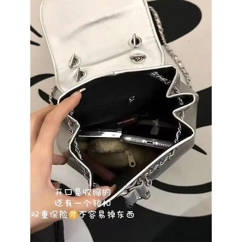Silver Chain Shoulder Bag for Women Lightweight Luxury — feature 12