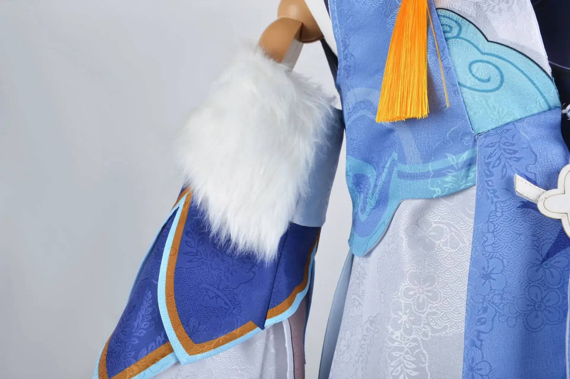 Bailu Cosplay Suit Blue White Dragon Girl Medical Costume — feature 9