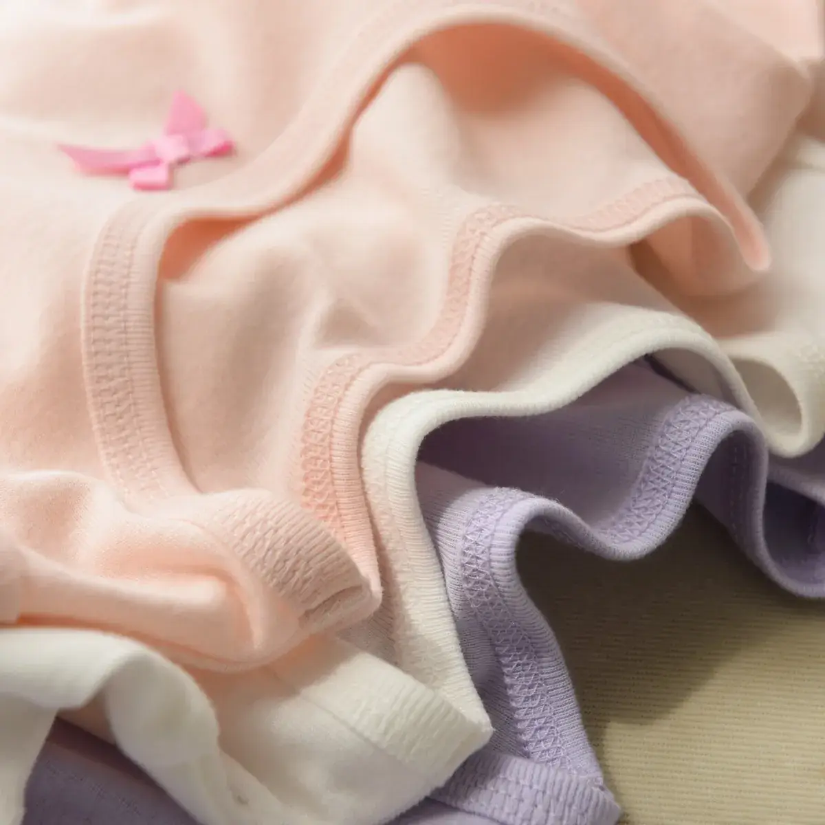 Lilac Cotton Round Neck Bow Short Sleeve Girl's T-Shirt - Image 6