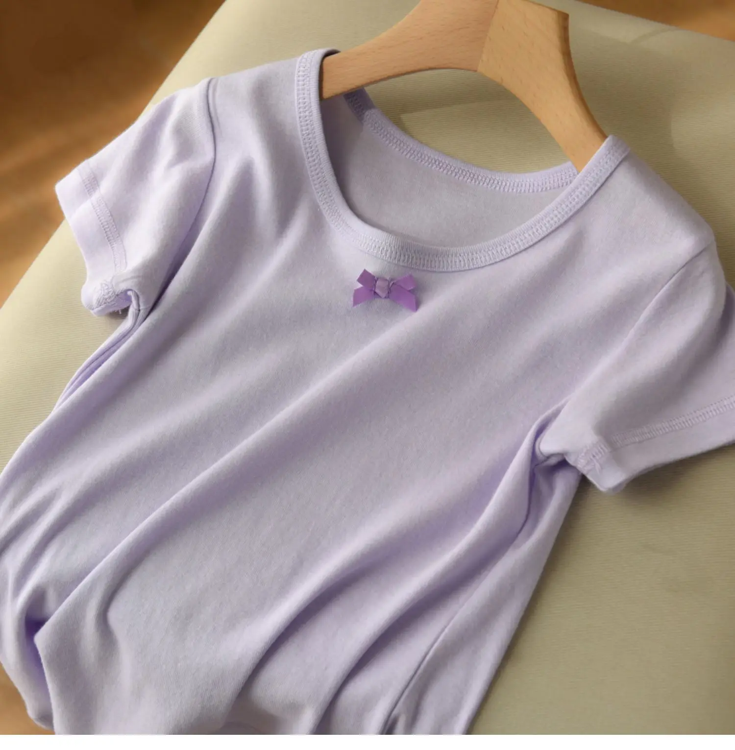 Lilac Cotton Round Neck Bow Short Sleeve Girl's T-Shirt — feature 37