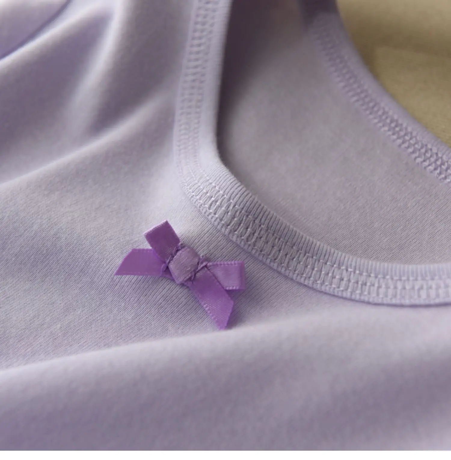 Lilac Cotton Round Neck Bow Short Sleeve Girl's T-Shirt — feature 38