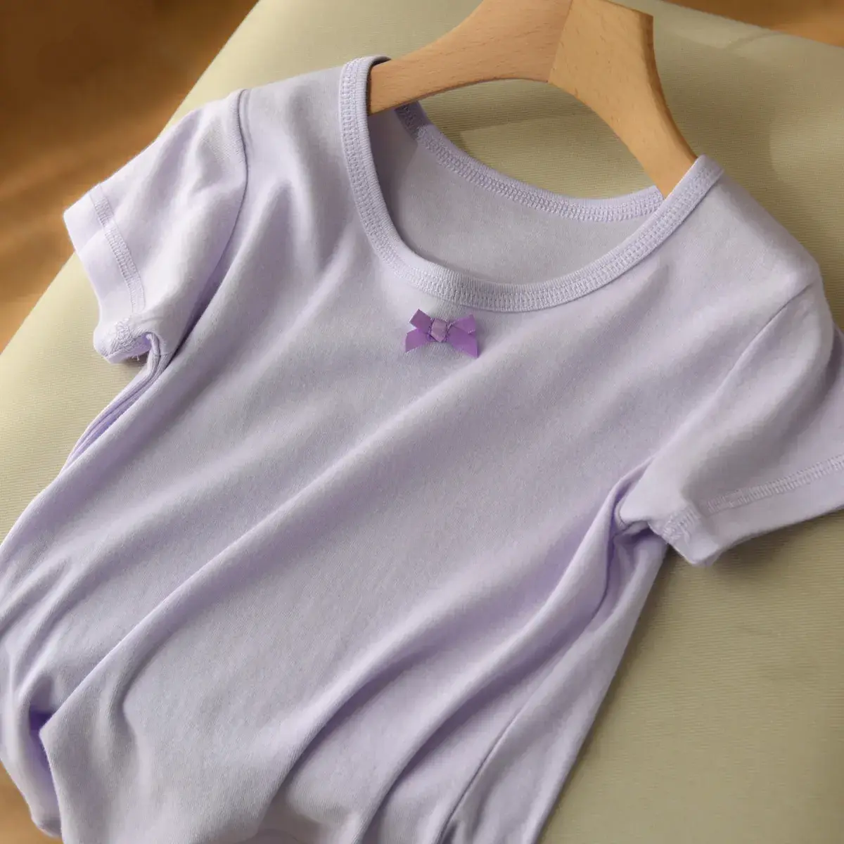 Lilac Cotton Round Neck Bow Short Sleeve Girl's T-Shirt - Image 2