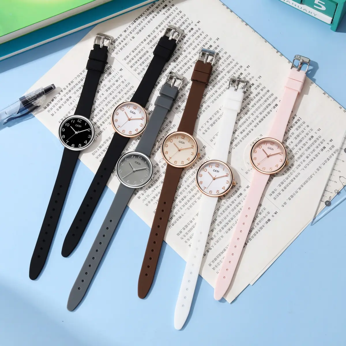 Women's Rose Gold Silicone Watch White Dial — feature 17