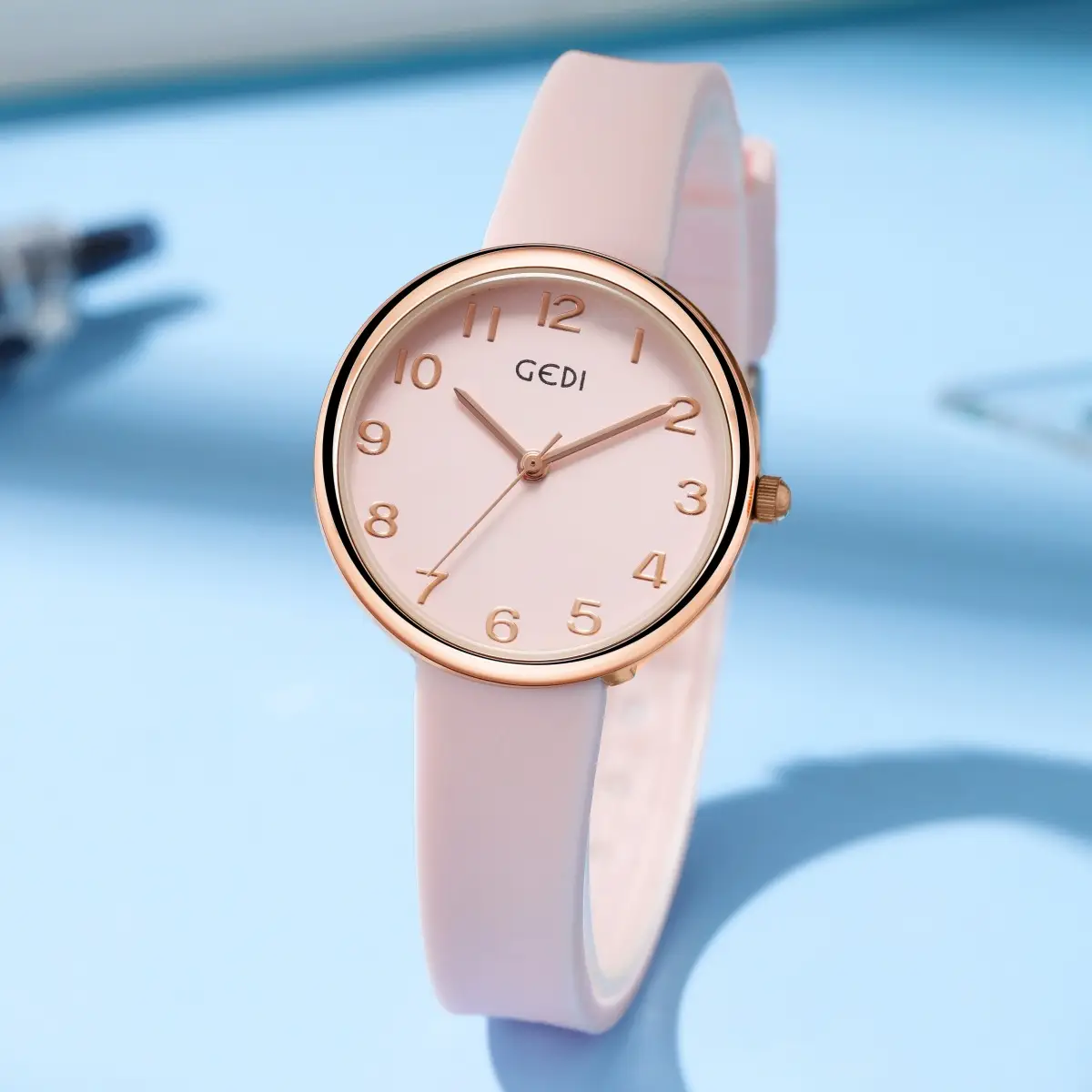 Women's Rose Gold Silicone Watch White Dial — feature 19